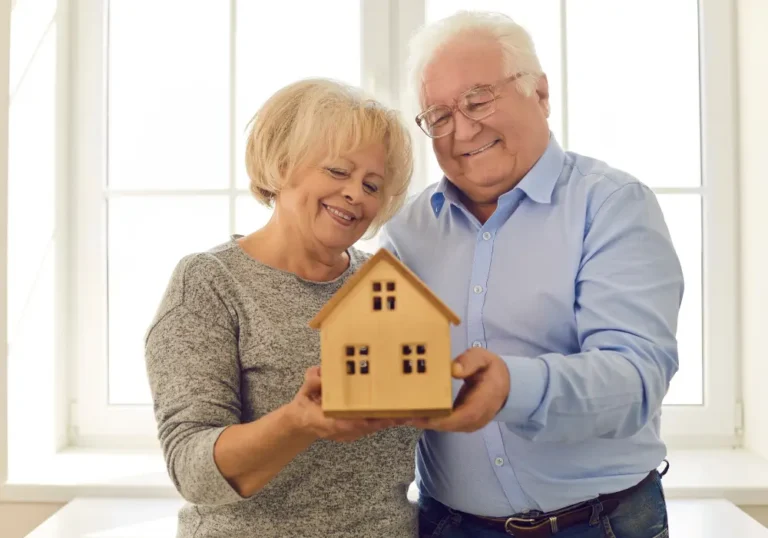 Making the Move: When Is the Right Time to Move to an Active Adult Community?