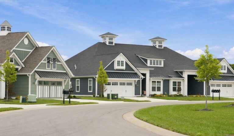 Independent Living vs. 55+ Communities: What’s the Difference?